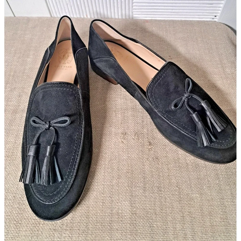Cole‎ Haan Pinch Loafers Size 8.5 Black Suede  Tassel Slip-On Foldable Back